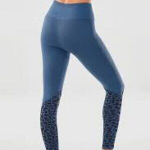 Fabletics High-Waisted Seamless Blue Leopard Legging - Size M/Tall/29